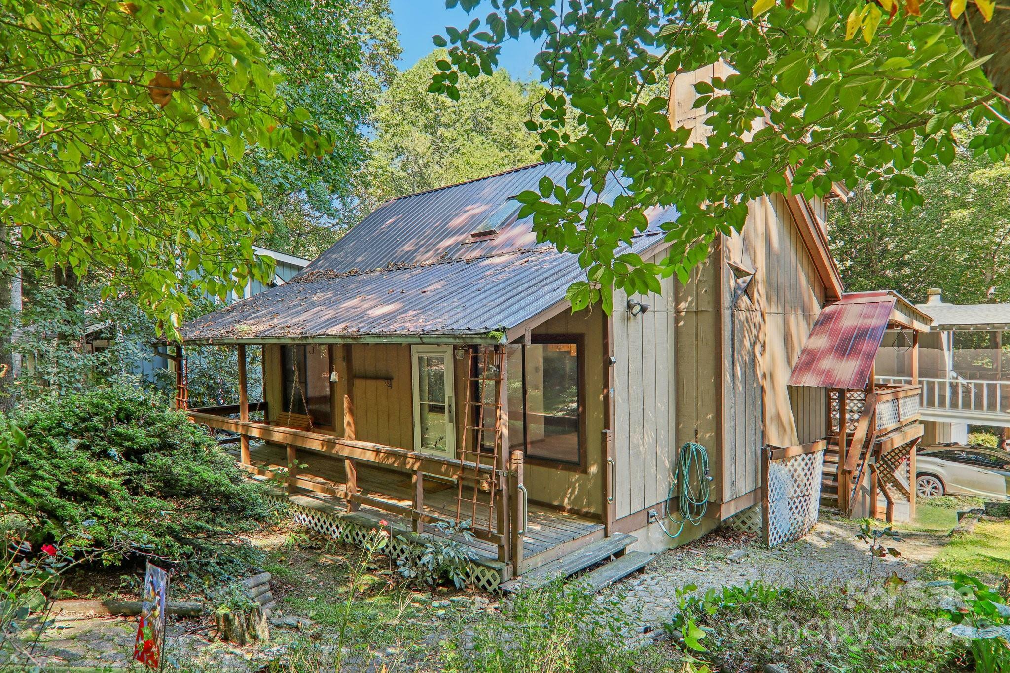 Property Photo:  12 Lisa Lane  NC 28751 