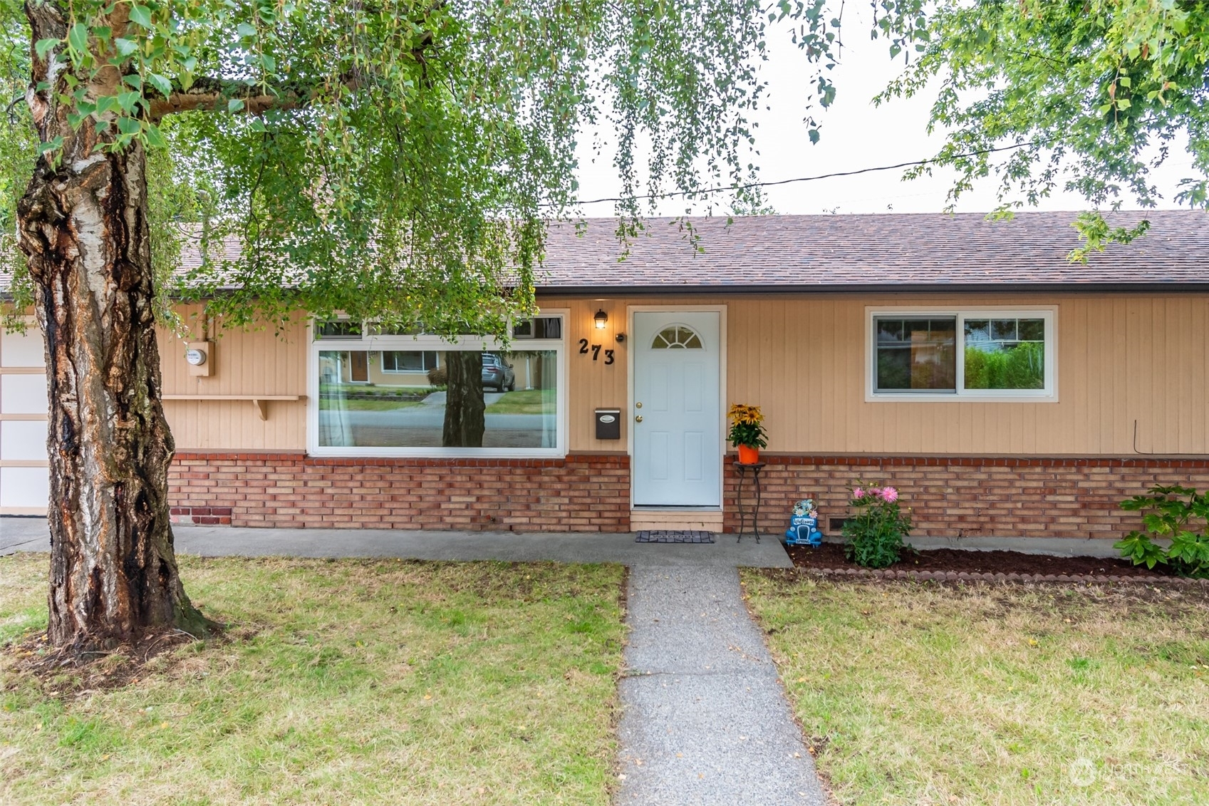 Property Photo:  273 NE Queets Street  WA 98277 