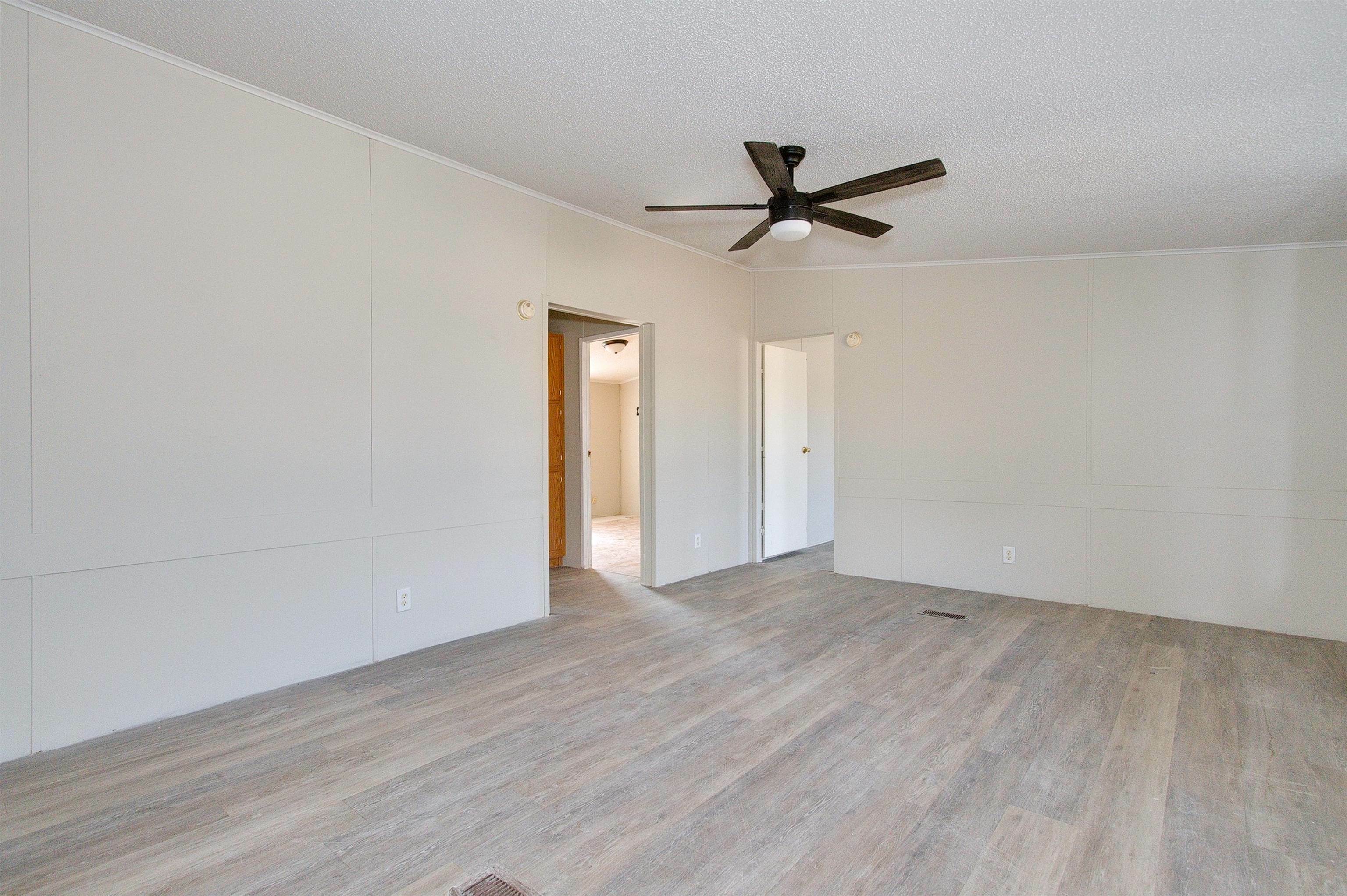 Property Photo:  6624 S Osage Ct  KS 67217 