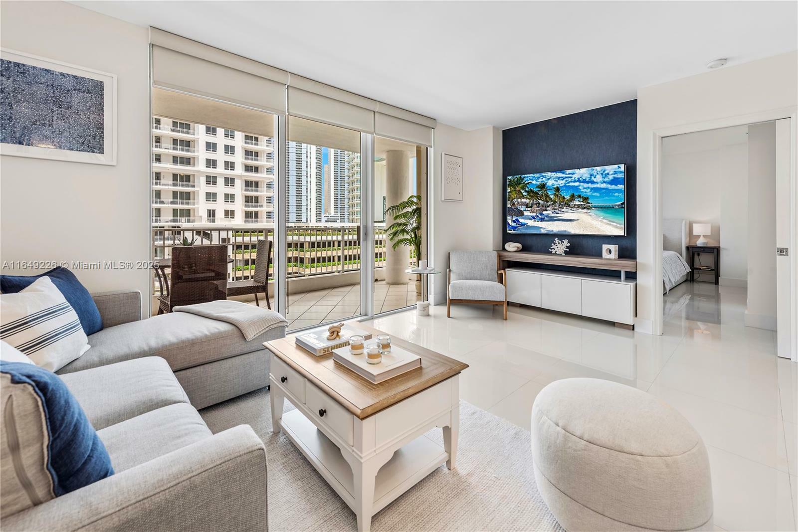 Property Photo:  701 Brickell Key Blvd 708  FL 33131 