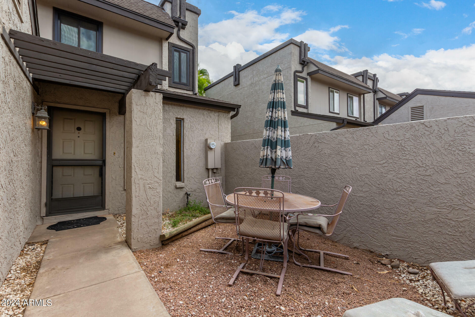 Property Photo:  2338 W Lindner Avenue 15  AZ 85202 