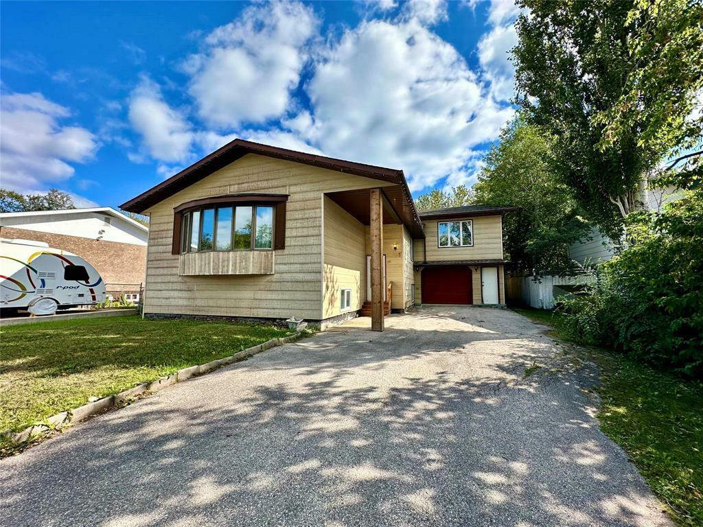 Photo de la propriété:  381 Bell Avenue  MB R9A 1K2 