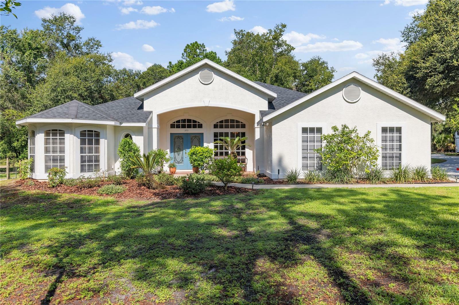 Property Photo:  320 Sheryl Drive  FL 32738 