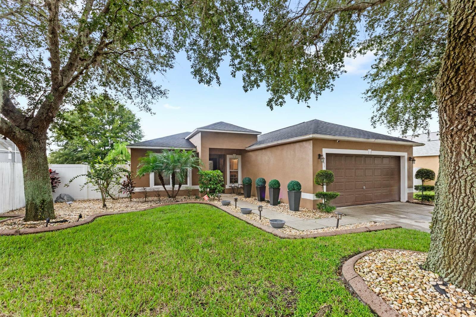 Property Photo:  785 Welch Hill Circle  FL 32712 