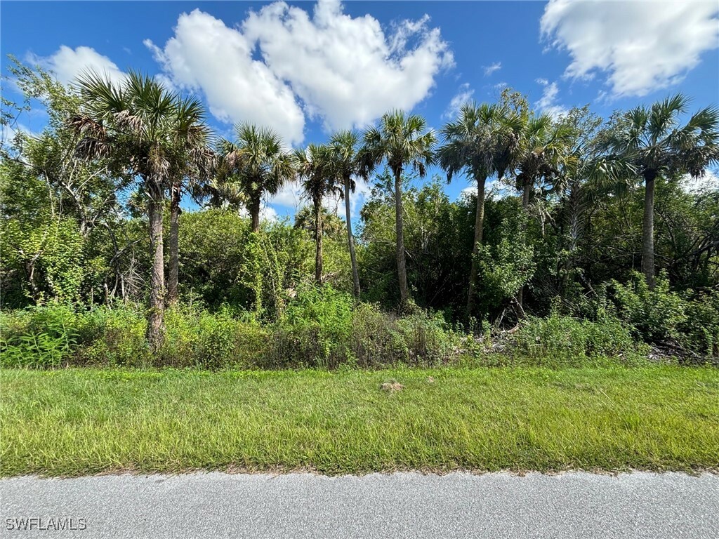 Property Photo:  4681 36th Avenue SE  FL 34117 