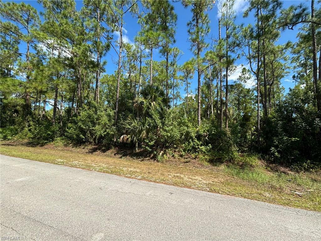 Property Photo:  4335 6th Ave SE  FL 34117 