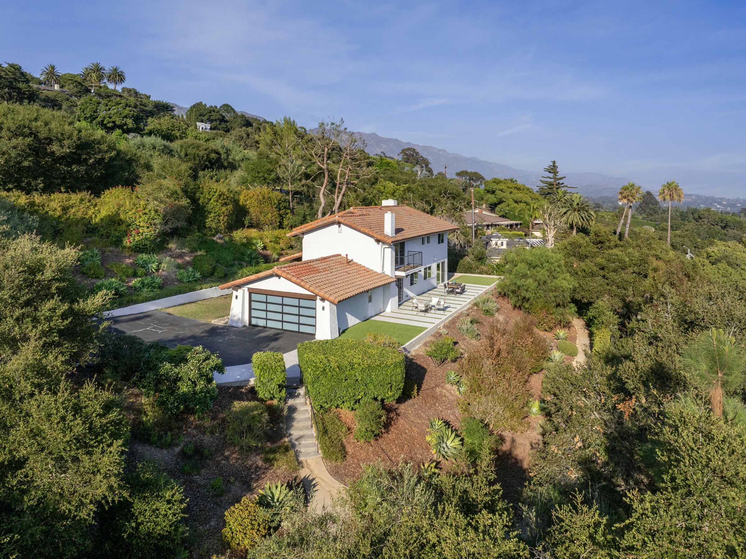 751 Skyview Drive  Santa Barbara CA 93108 photo