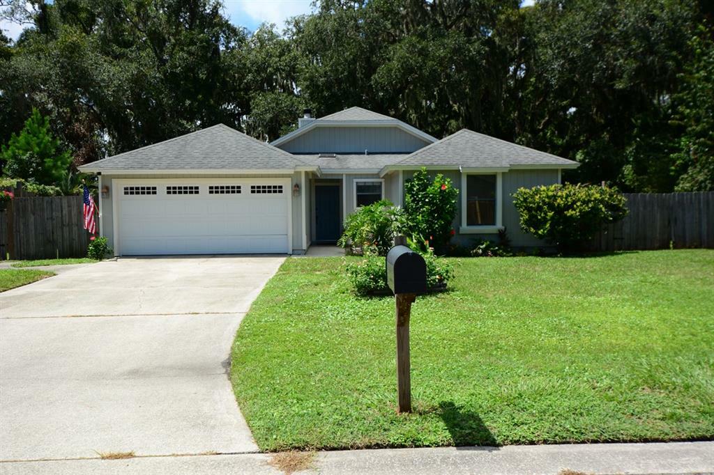 Property Photo:  2027 Bonnie Oaks Drive  FL 32034 