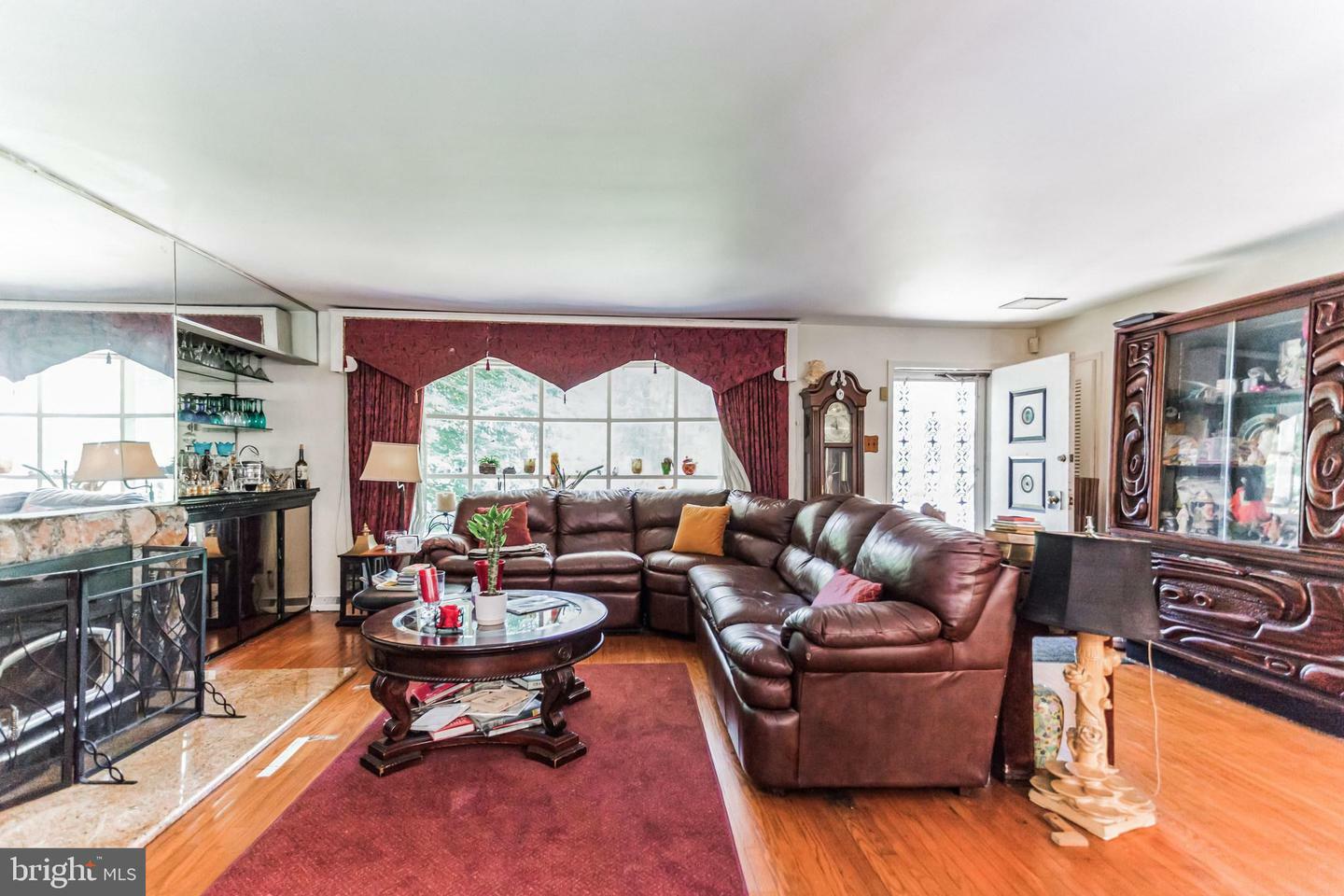 Property Photo:  2235 Willow Brook Drive  PA 19006 