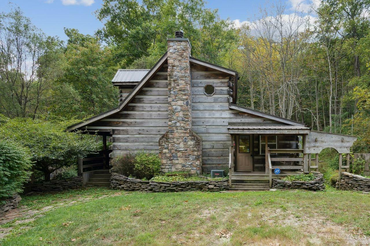 Property Photo:  711 Brown Hill Road  OH 45144 