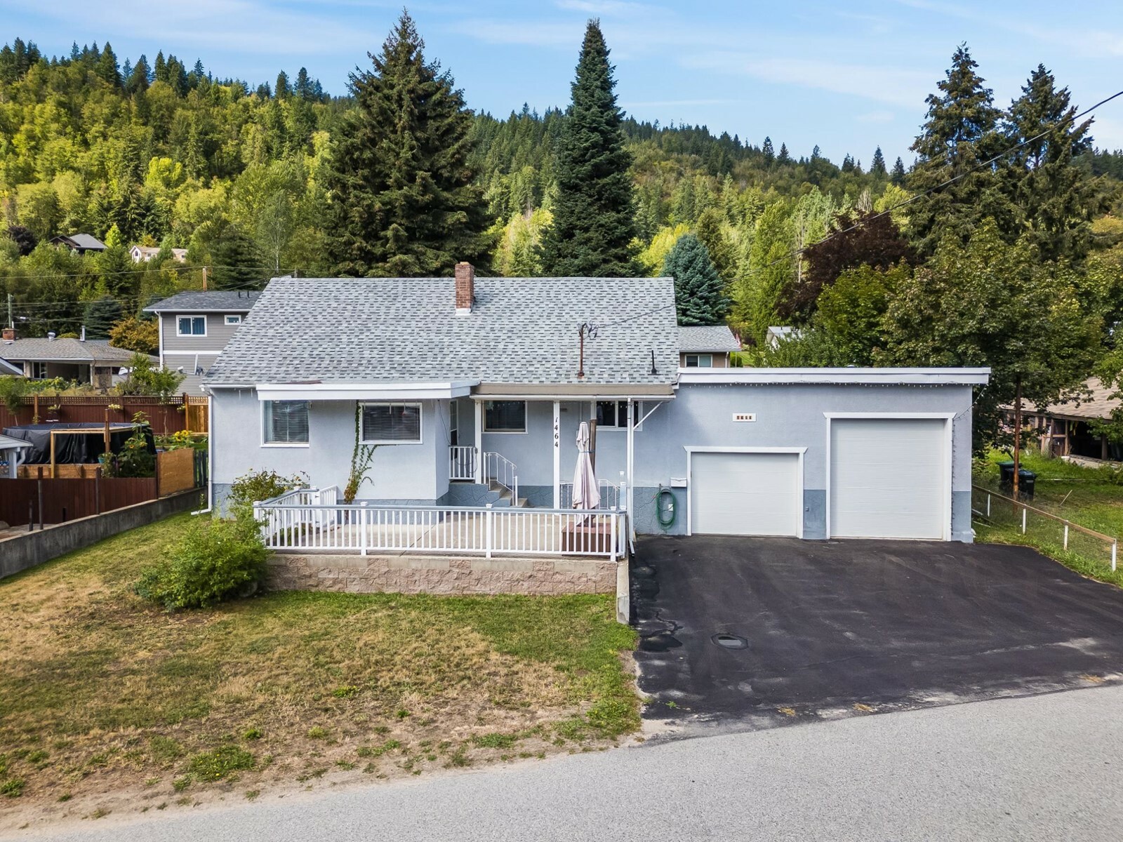 Property Photo:  1464 Monashee Avenue  BC V1N 2L4 