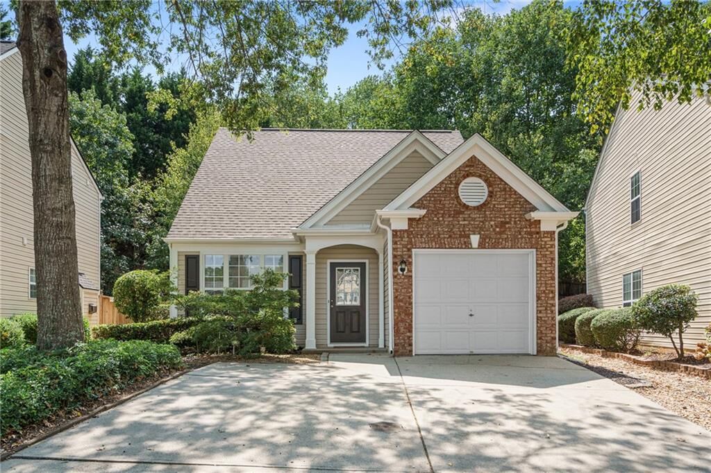 Property Photo: 350 Wittenridge Court GA 30022