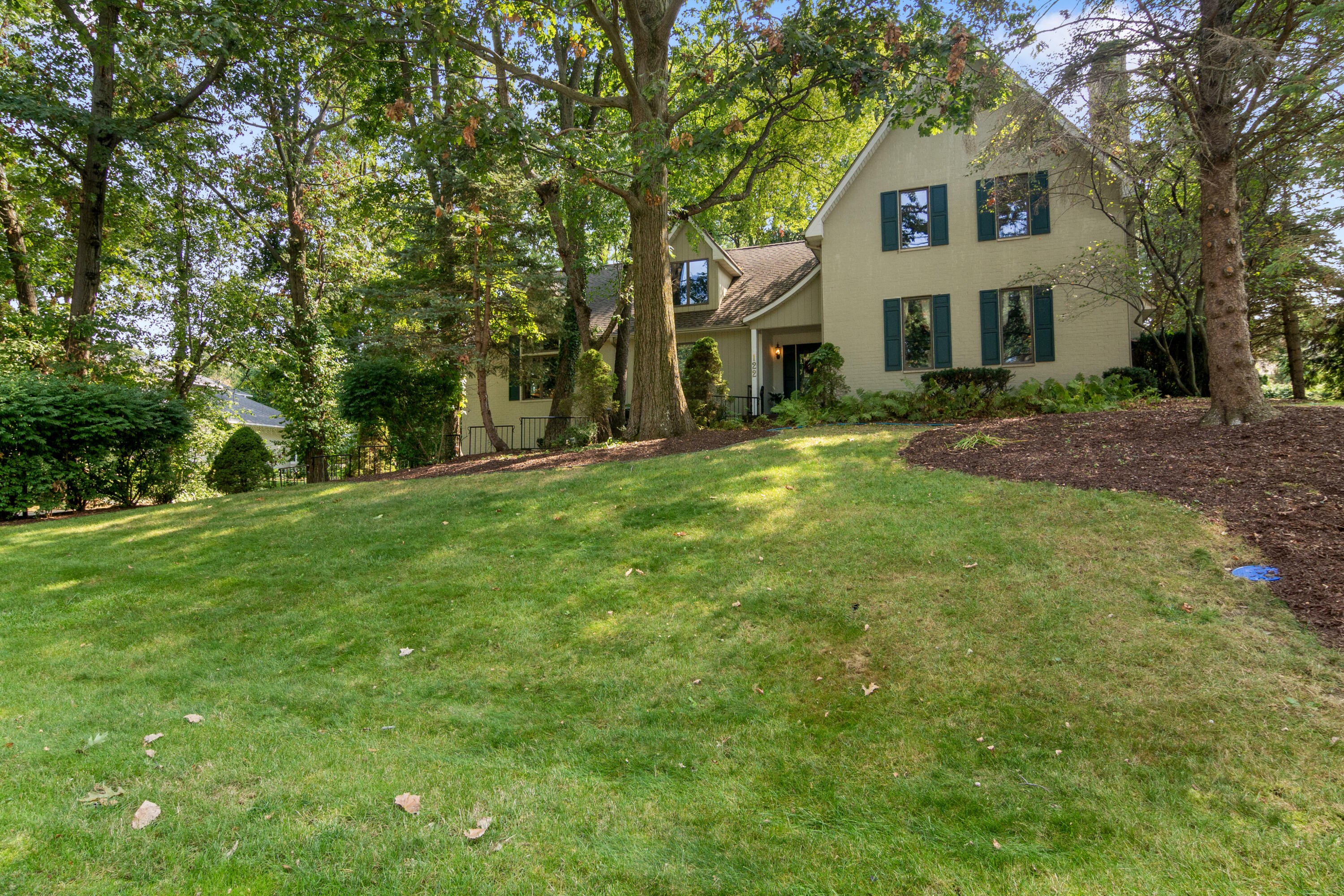 Property Photo: 122 Shorewood Drive IN 46385