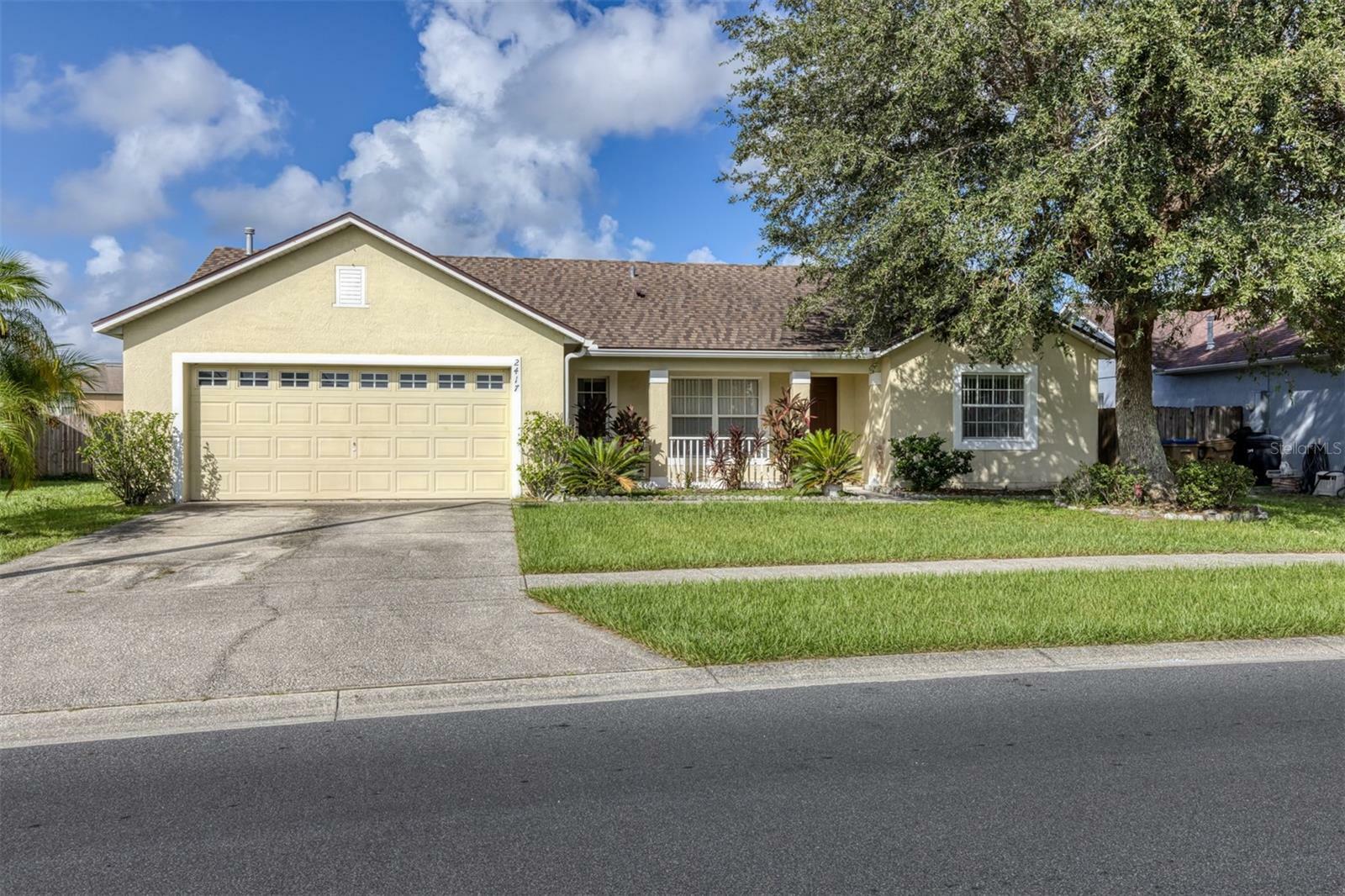 Property Photo:  2417 Peace Circle  FL 34758 