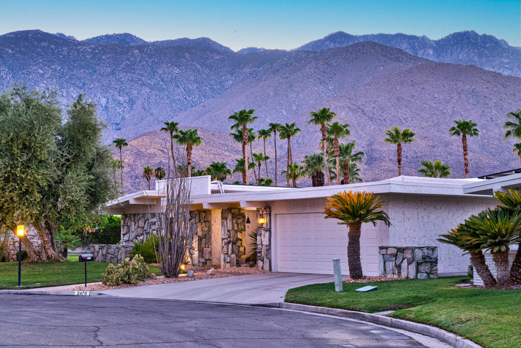 Property Photo: 2479 Playa Circle CA 92264