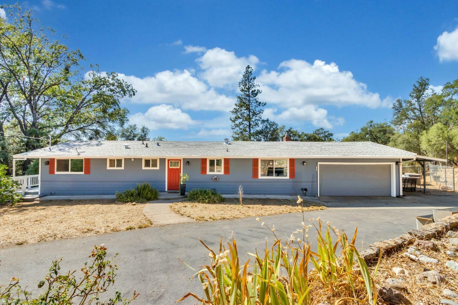 Property Photo:  119 Bluejay Drive  CA 95667 