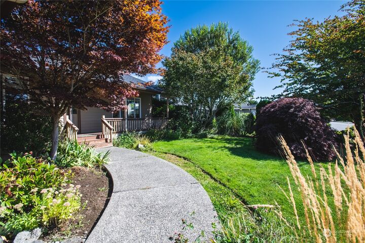 Property Photo: 714 Cultus Mountain Drive WA 98284