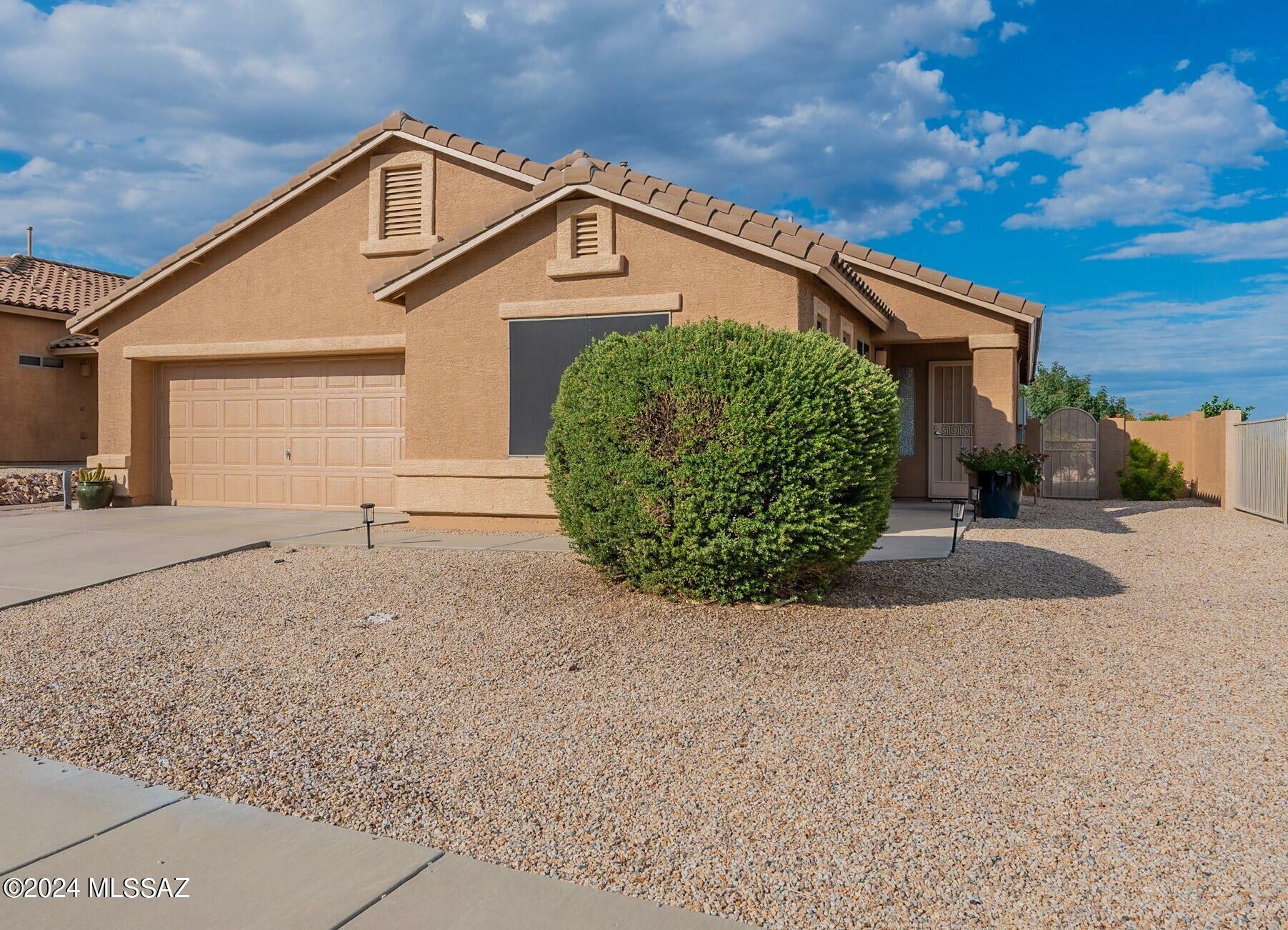 Property Photo:  1550 N Via Arizpe  AZ 85614 