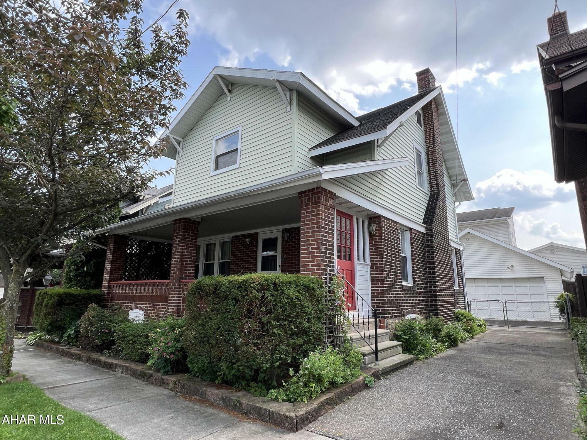 Property Photo:  915 27th Street  PA 16601 