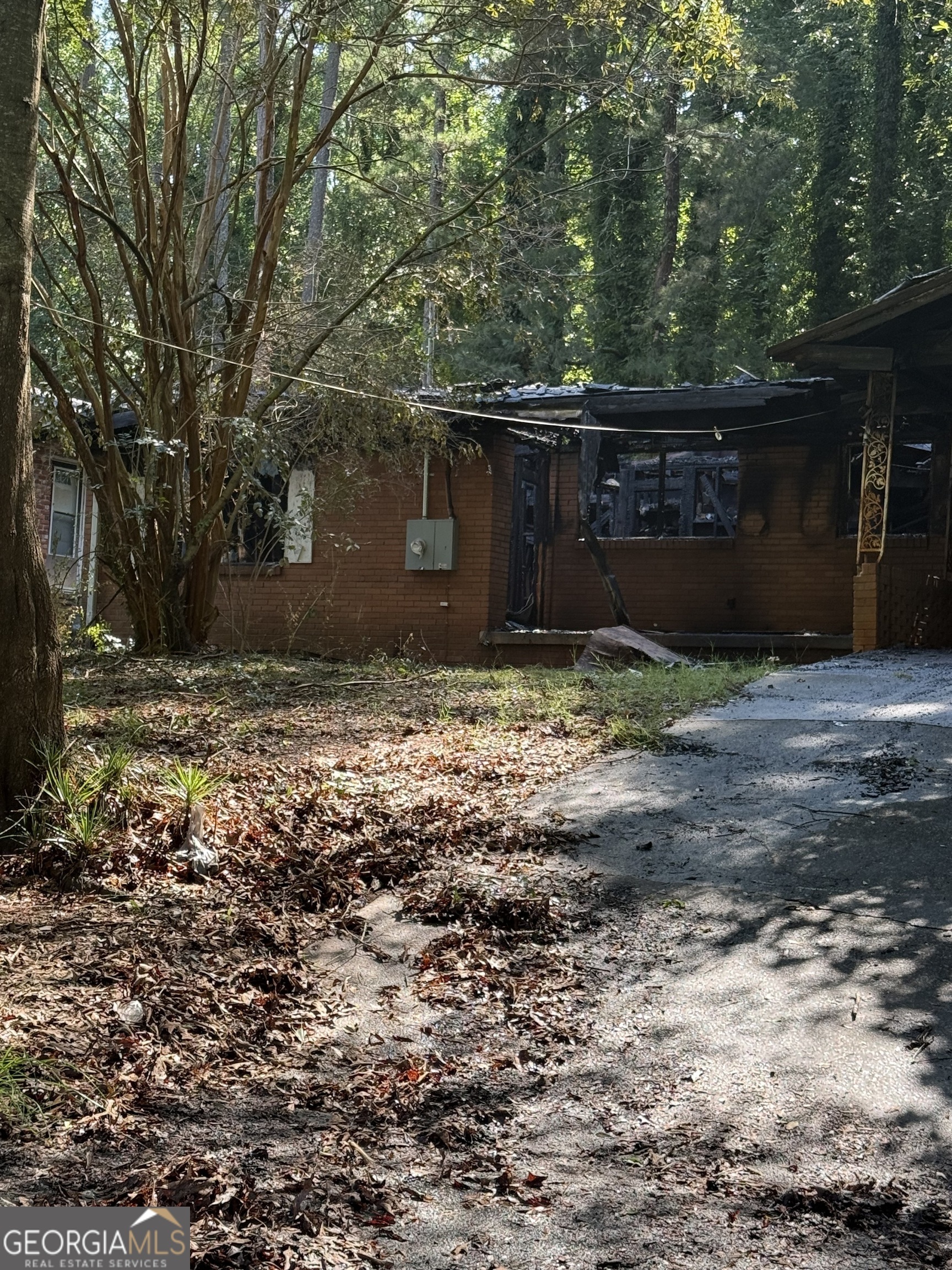 Property Photo: 2364 El Paso Road SW GA 30331
