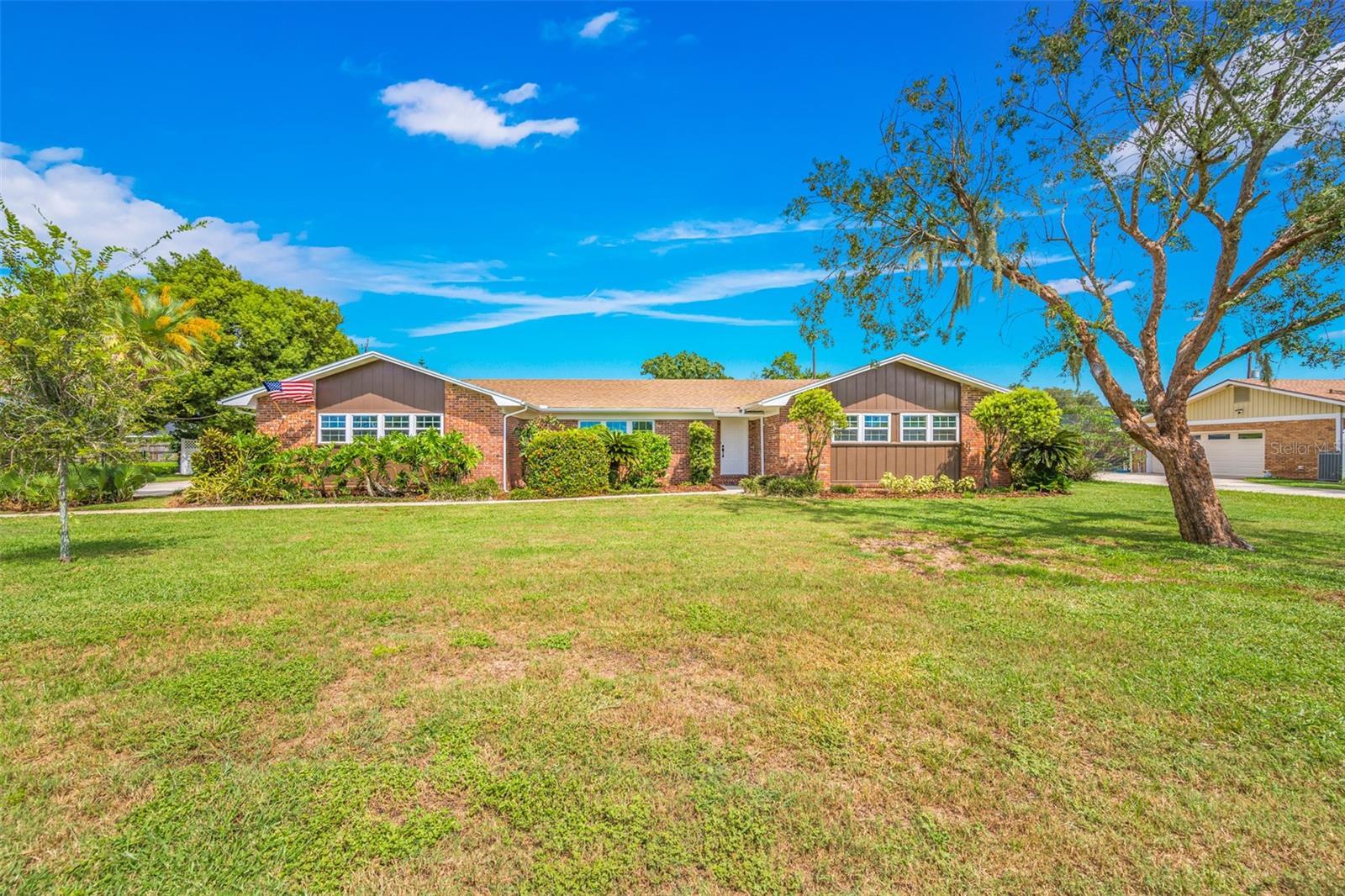Property Photo:  5610 Stratford Lane  FL 33813 