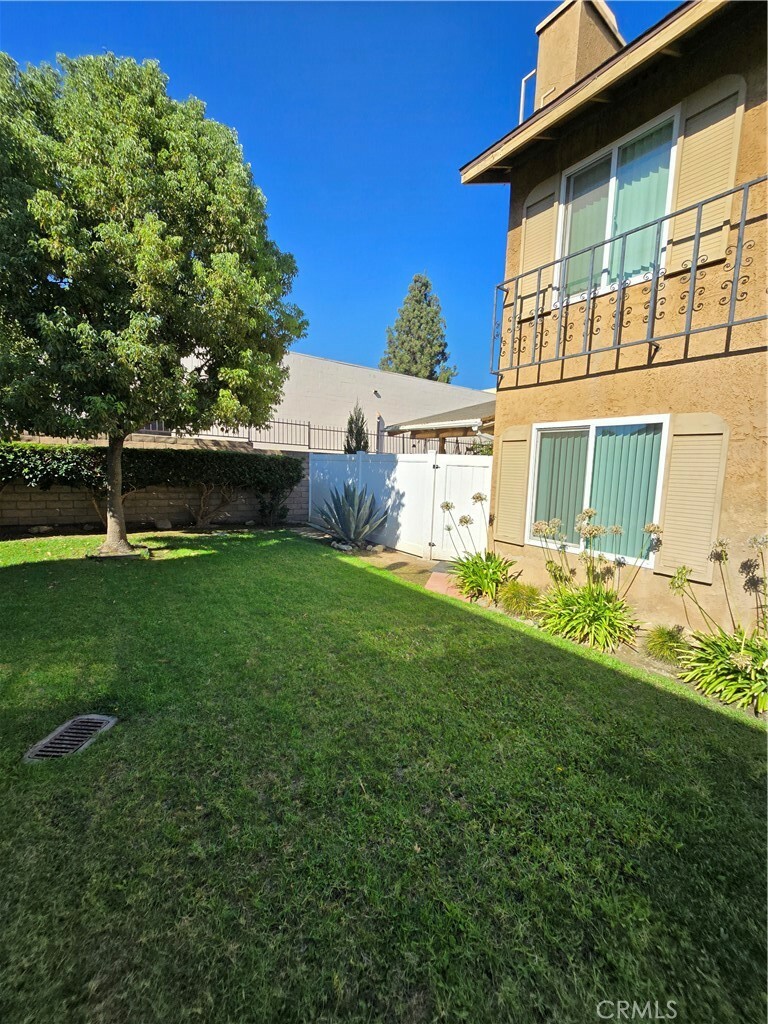 Property Photo:  904 S Mountain Avenue C  CA 91762 