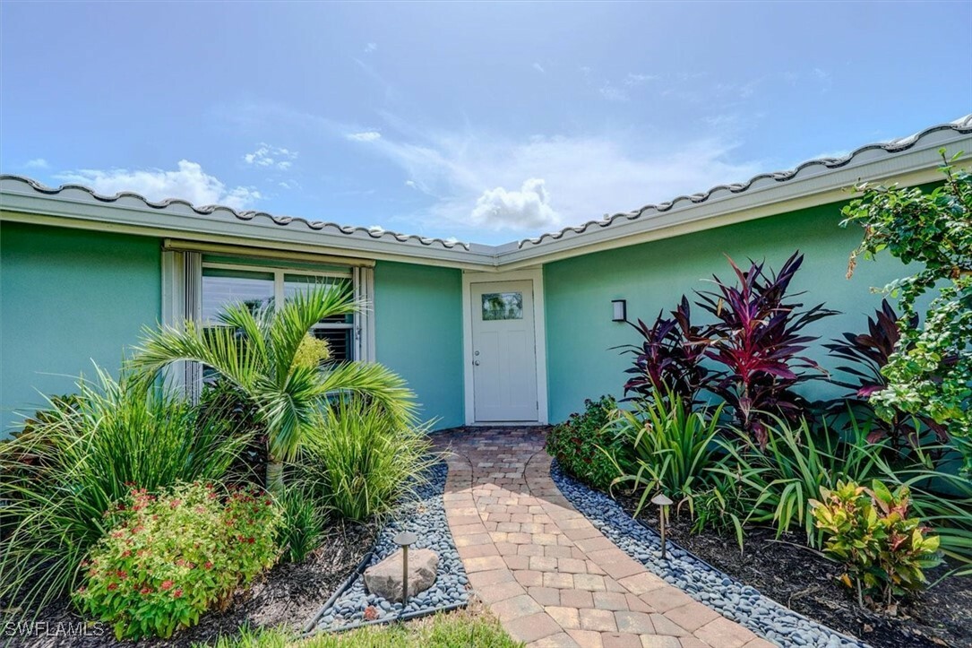 Property Photo:  11 Palmview Boulevard  FL 33931 