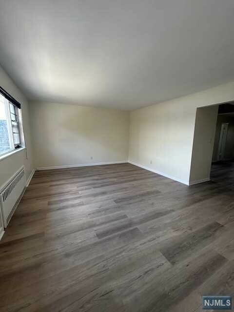 Property Photo:  313 Anderson Avenue 2  NJ 07022 