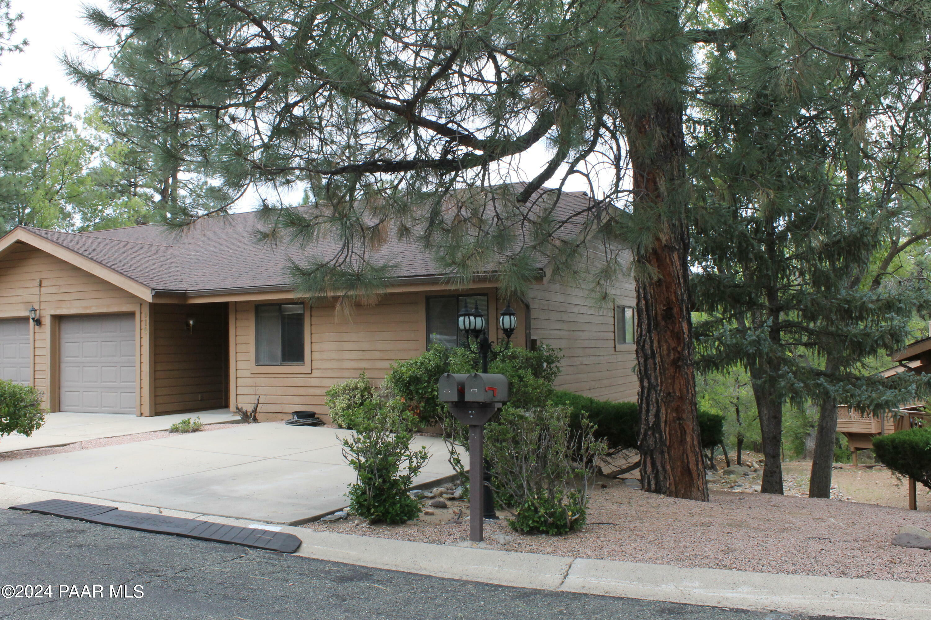 Property Photo:  910 Old Stage Road  AZ 86303 