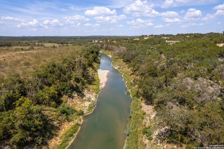 Property Photo:  1853 Paradise Parkway  TX 78133 