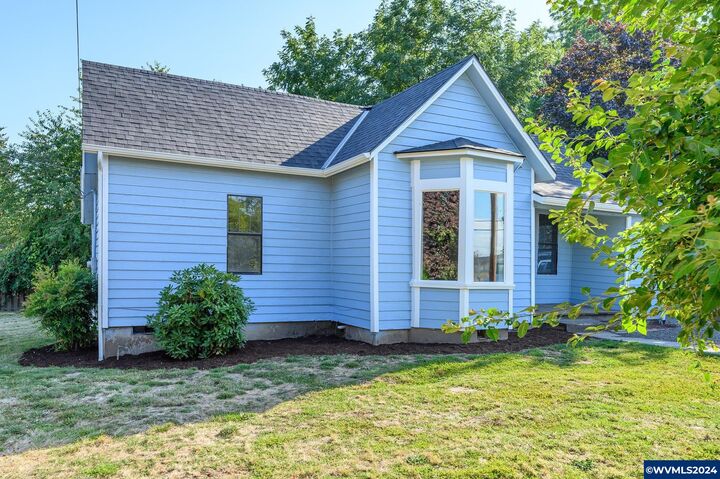 465 E Main St  Yamhill OR 97148 photo