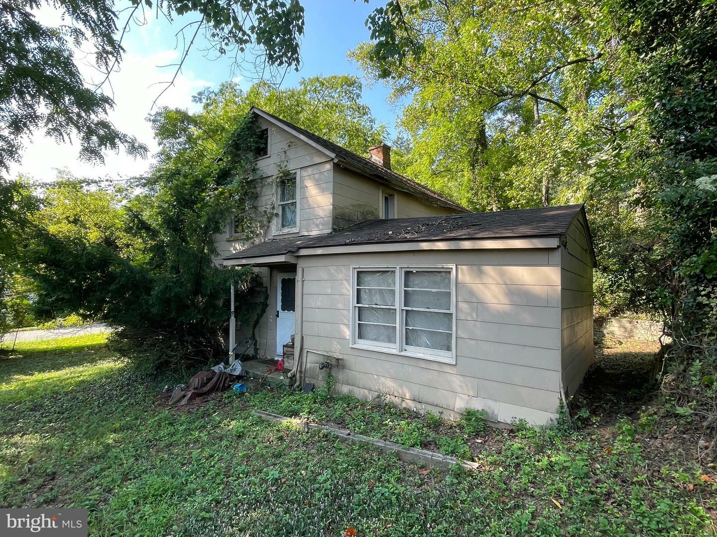 Property Photo:  2308 Great Falls Street  VA 22046 