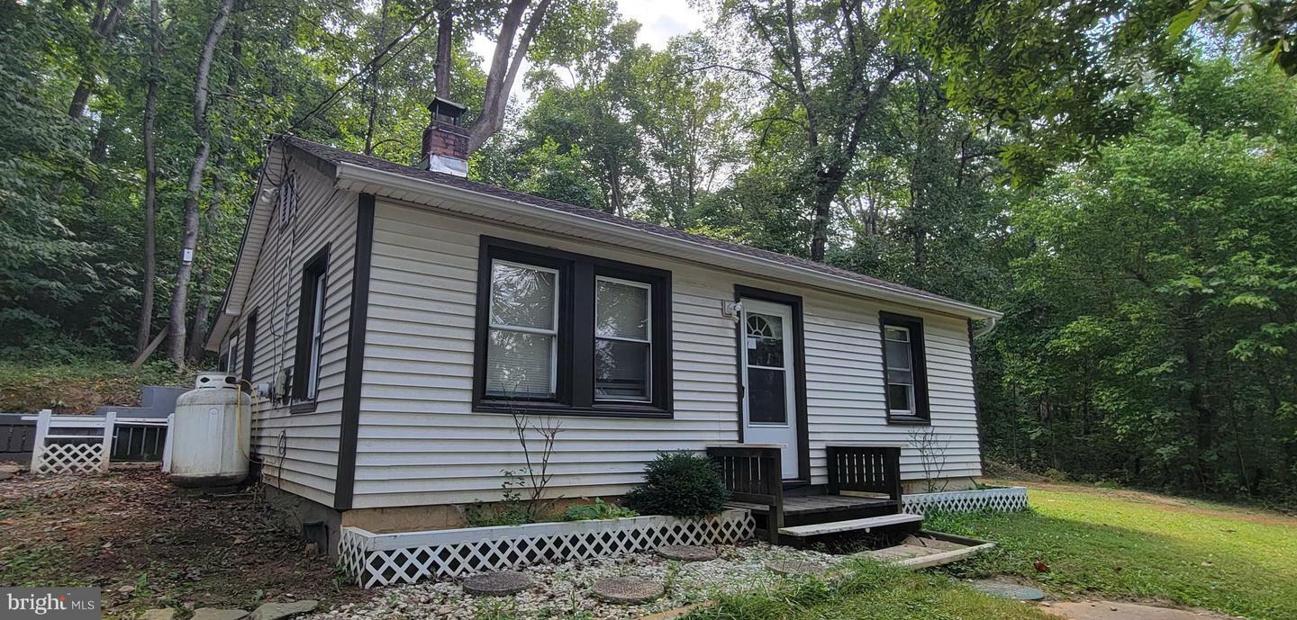 Property Photo:  530 Harris Drive  VA 22630 