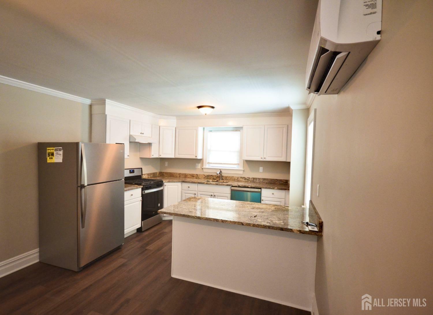 Property Photo:  409 N Washington Avenue 2  NJ 08812 