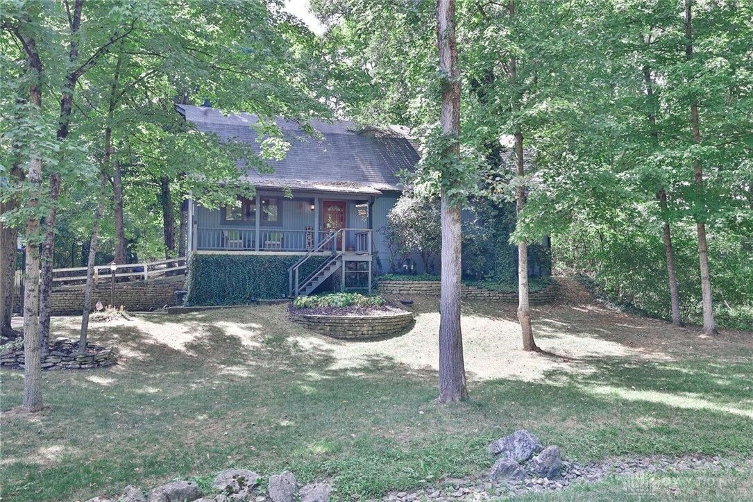 Property Photo: 1795 Sugar Run Trail OH 45305