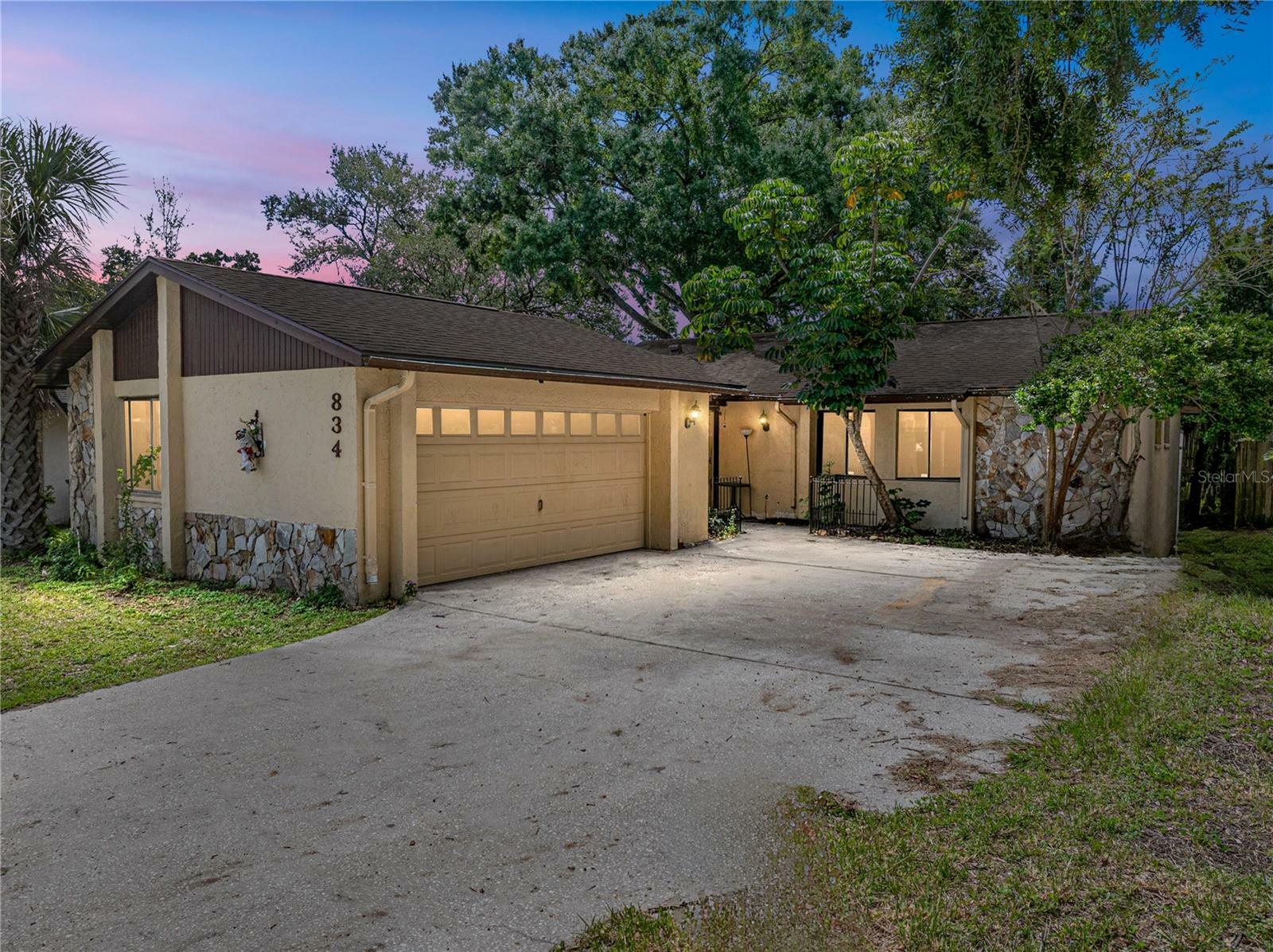 Property Photo:  834 Rockingham Road  FL 33809 