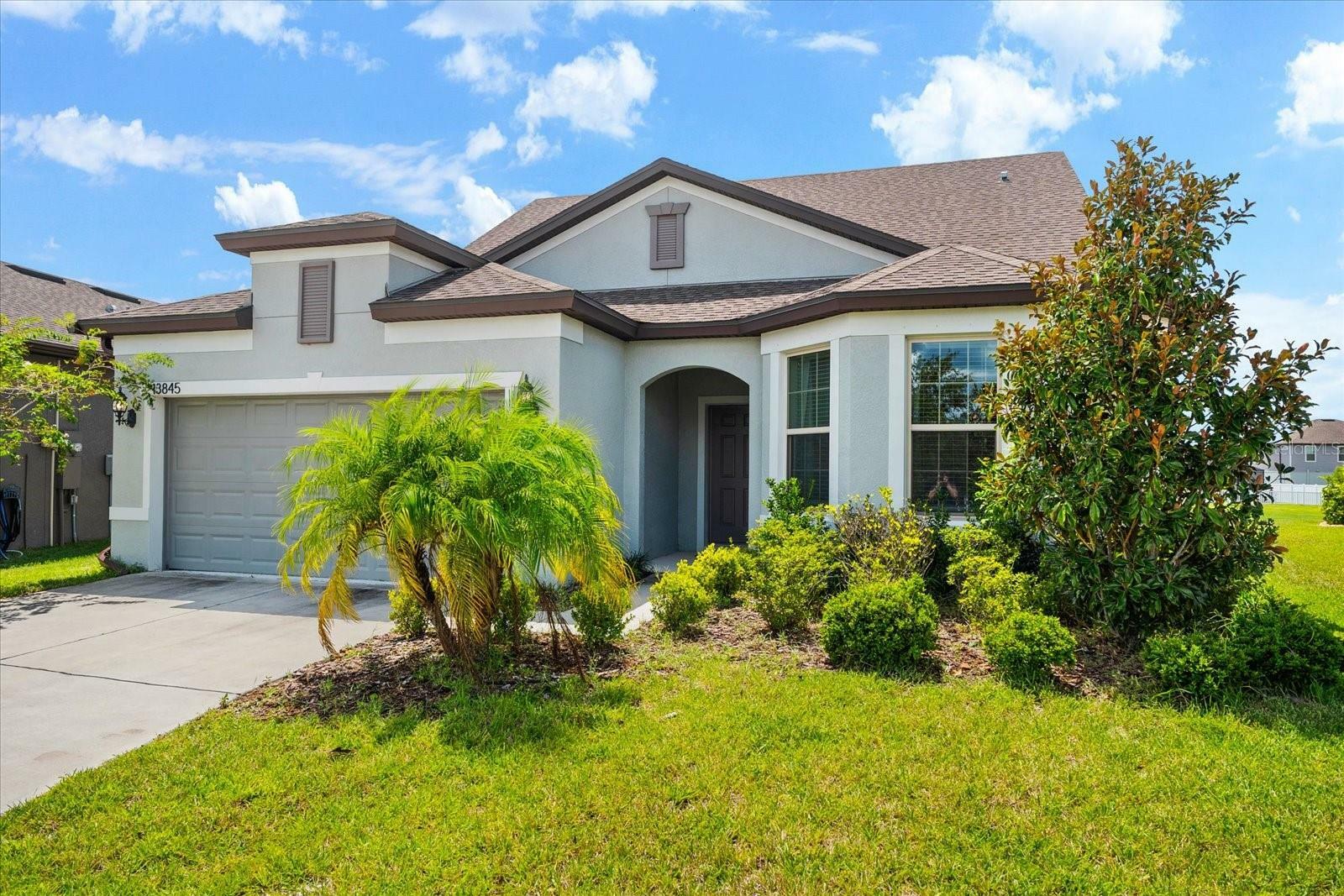 Property Photo:  13845 Carlow Park Drive  FL 33579 