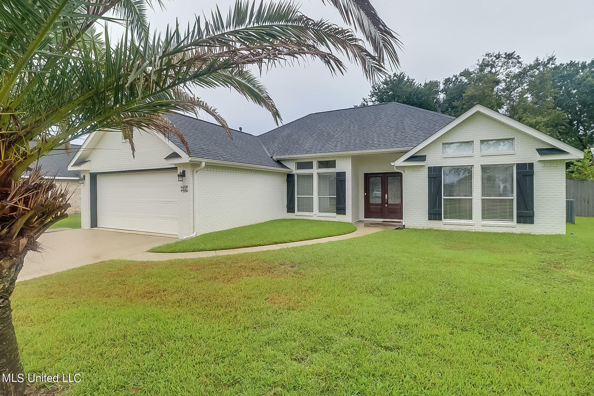 Property Photo:  2443 W Shore Drive  MS 39532 