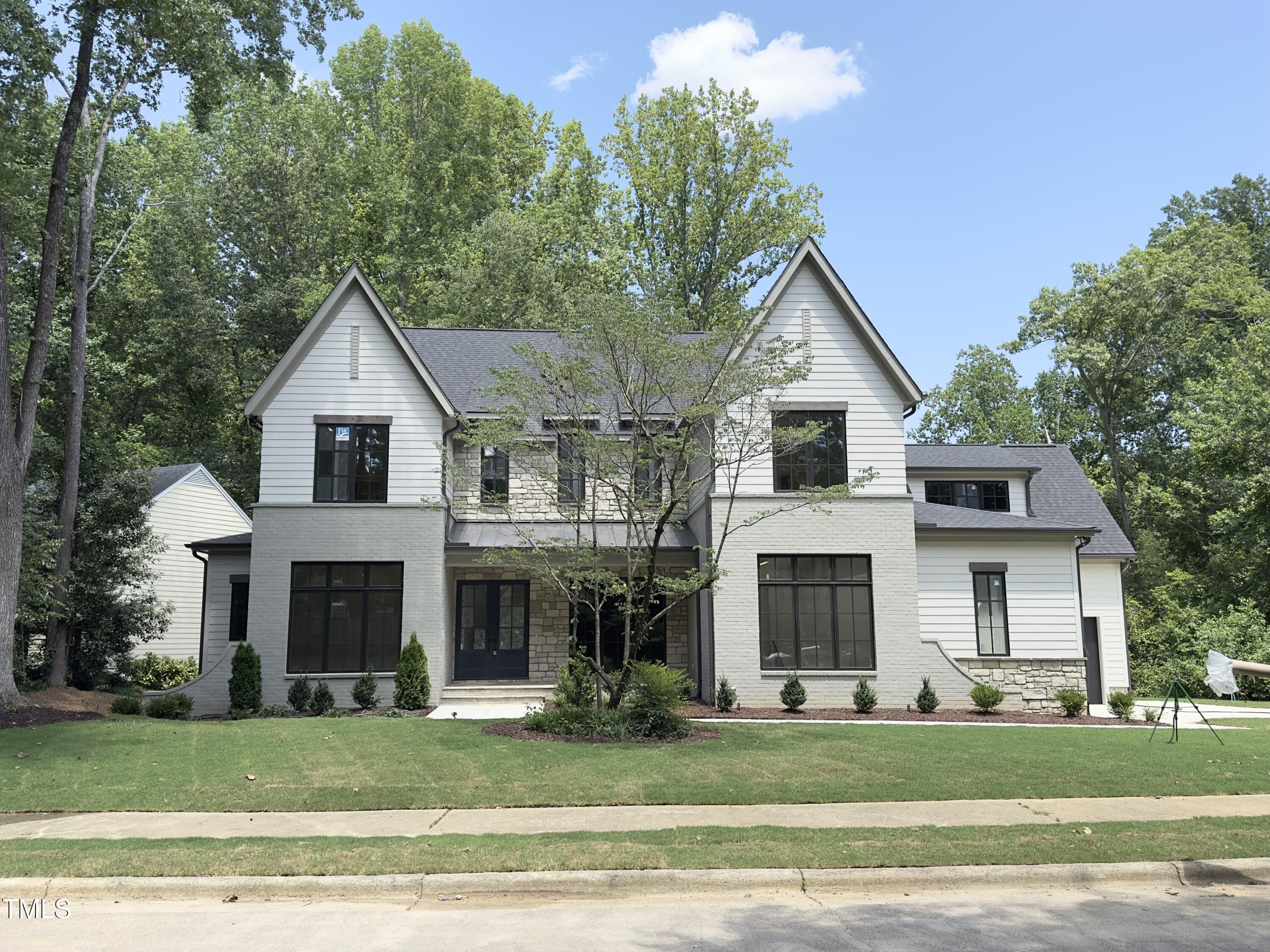 Property Photo: 7208 Tanbark Way NC 27615