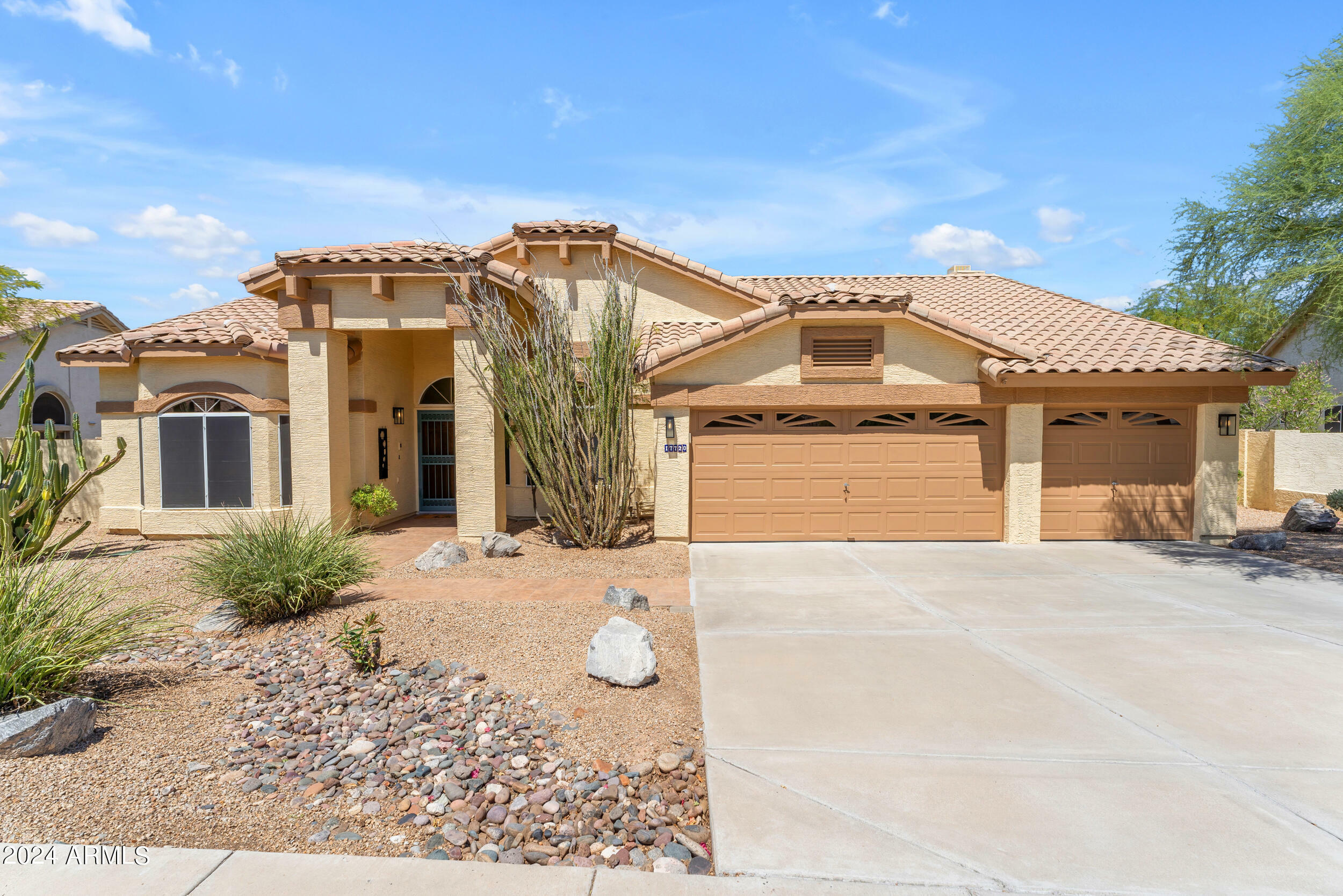 Property Photo:  17720 W Cactus Flower Drive  AZ 85338 