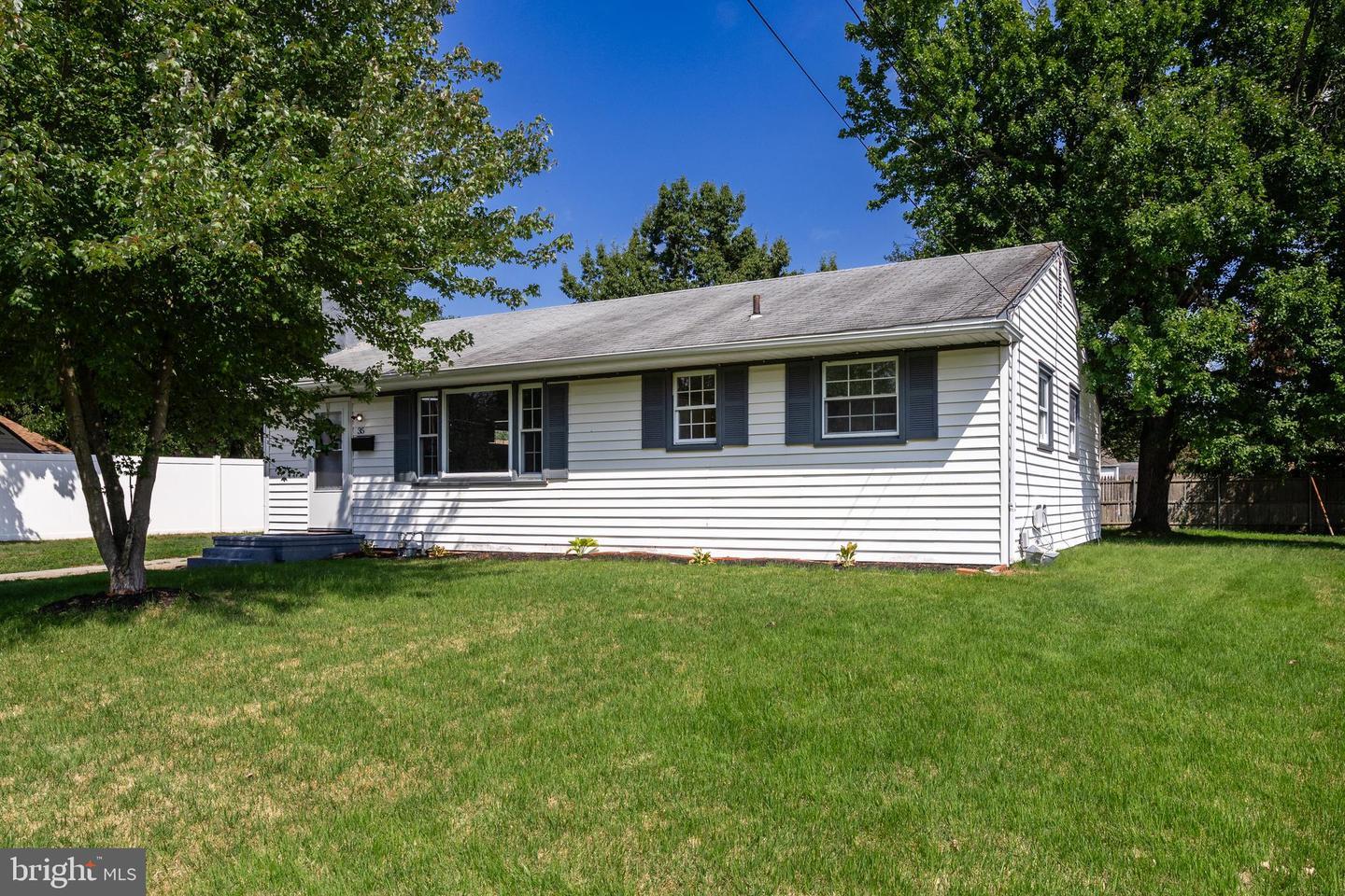 Property Photo:  35 Rockland Terrace  NJ 08048 