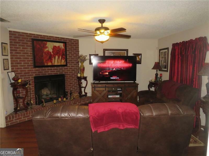 Property Photo:  1005 N Gate Circle  GA 39817 