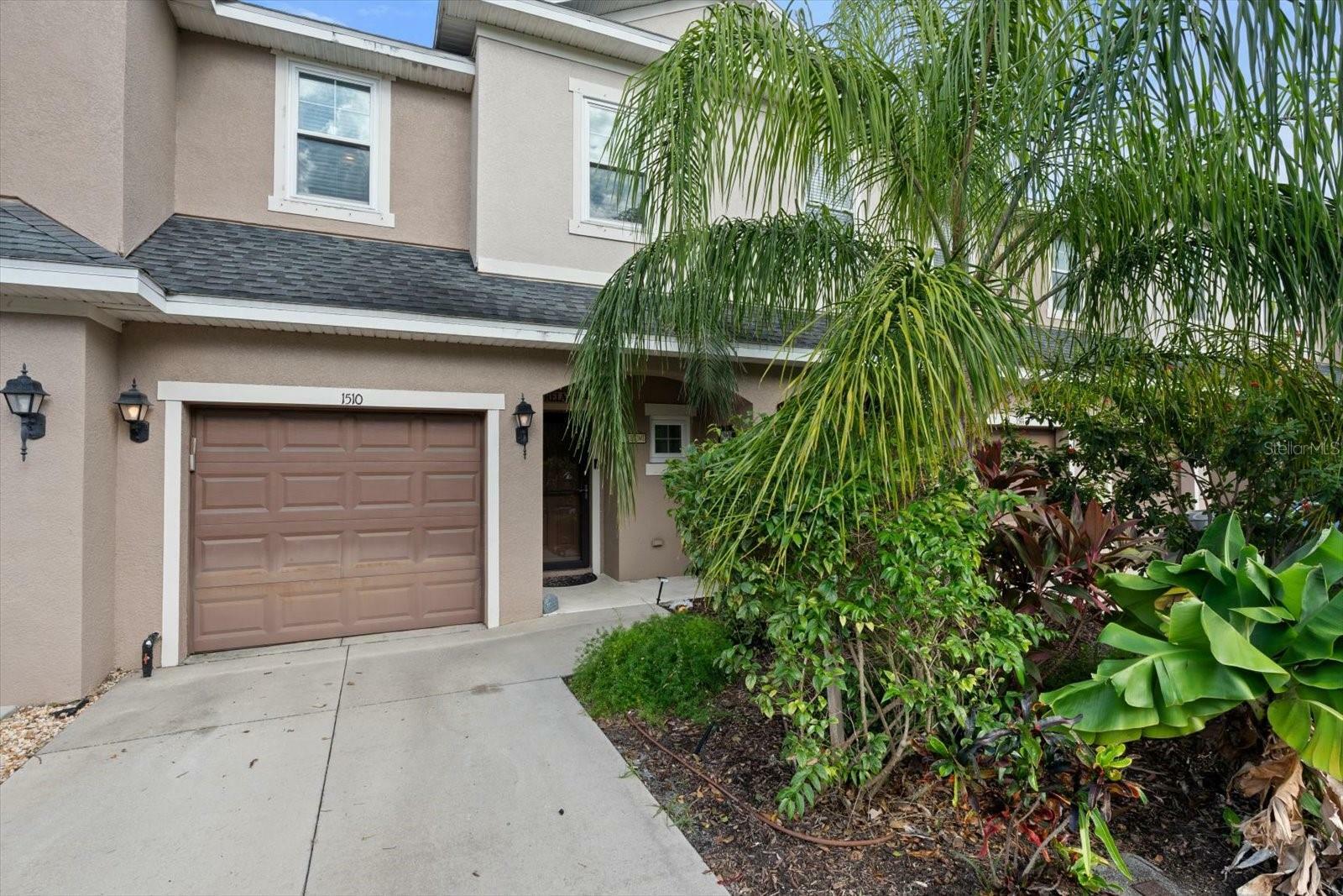 Property Photo:  1510 Grantham Drive  FL 34234 