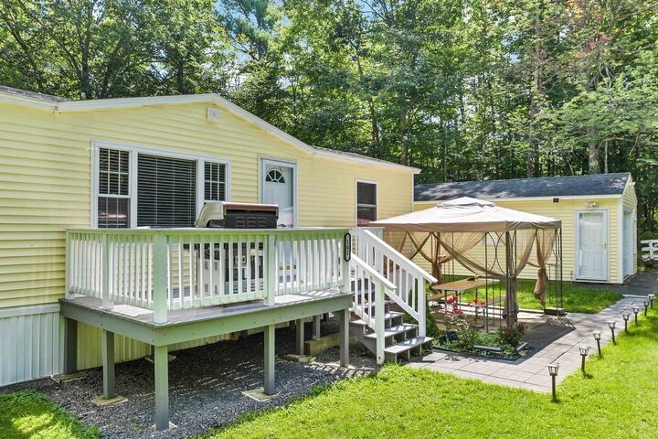 Property Photo: 102 Hunter Lane NH 03835