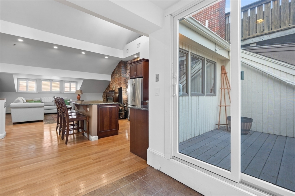 Property Photo:  32 Temple Street Ph  MA 02114 