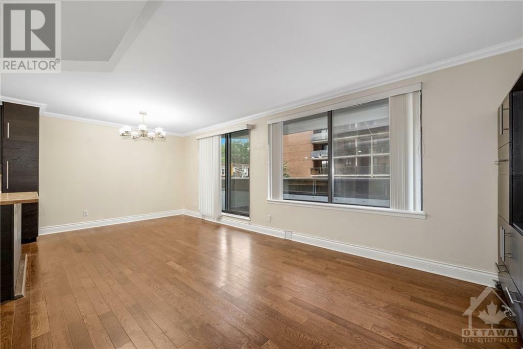 Photo de la propriété:  470 Laurier Avenue West 209  ON K1R 7W9 