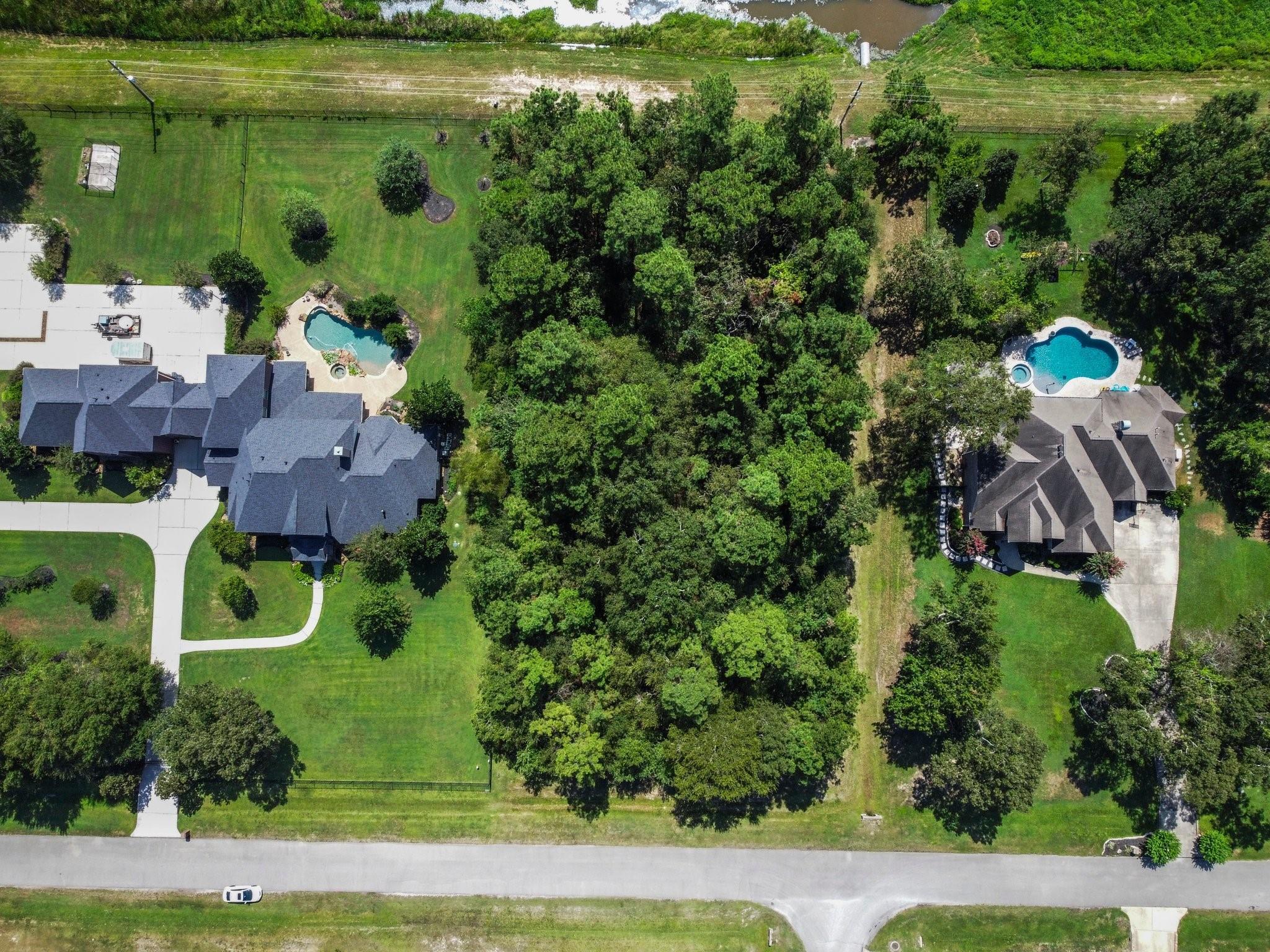 Property Photo:  27410 E Benders Landing Boulevard  TX 77386 