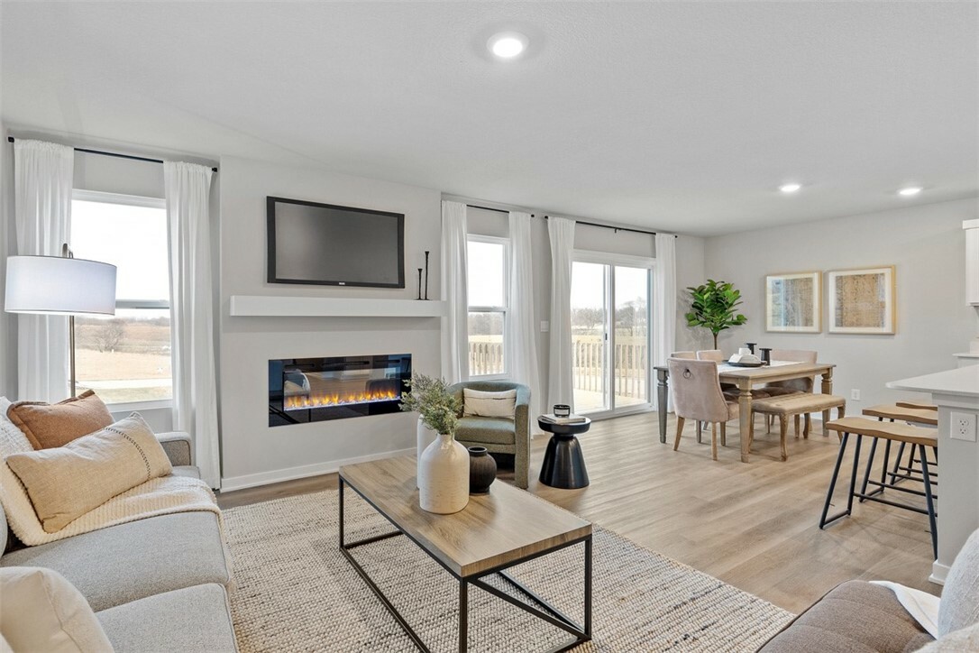 Property Photo:  1210 33rd Street SE  IA 50009 