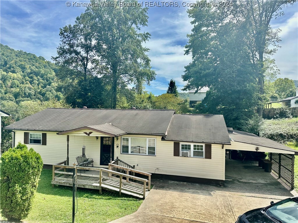 Property Photo:  154 Walker Drive  WV 25053 