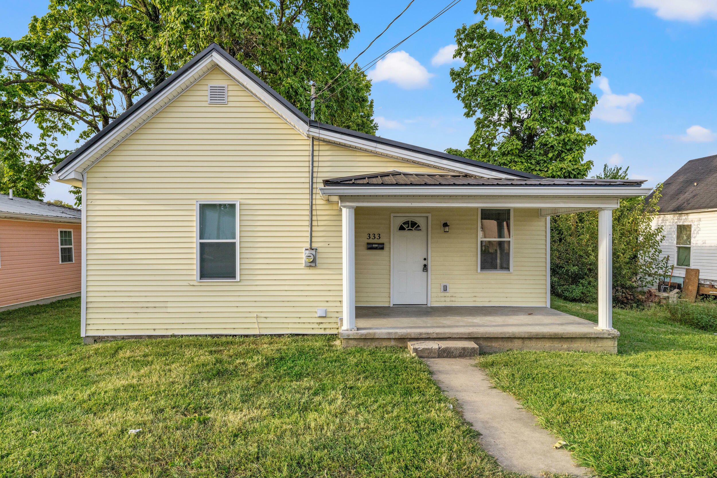 Property Photo:  333 East Office Street  KY 40330 